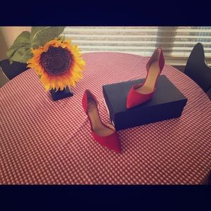 Classic red heels for any occasion!
